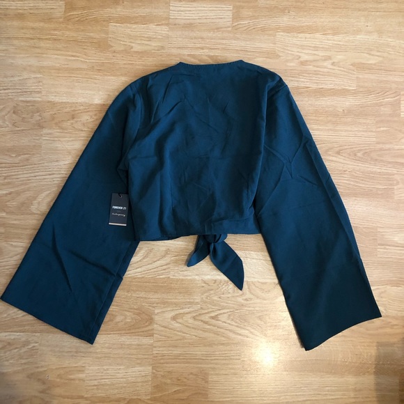 Forever 21 teal cropped blouse - Picture 2 of 4